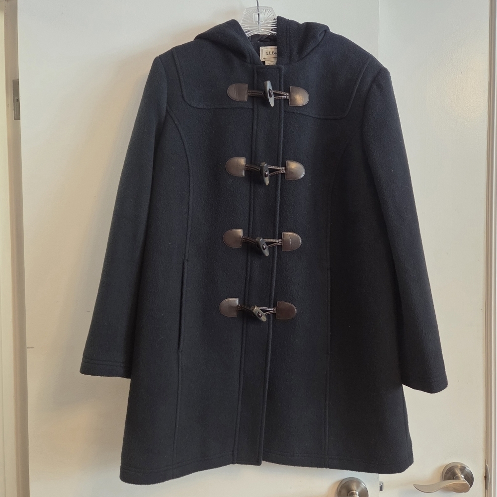 L.L. BEAN Lambswool Thinsulate Navy Duffel Toggle Coat Size 14 Petite - Picture 3 of 12